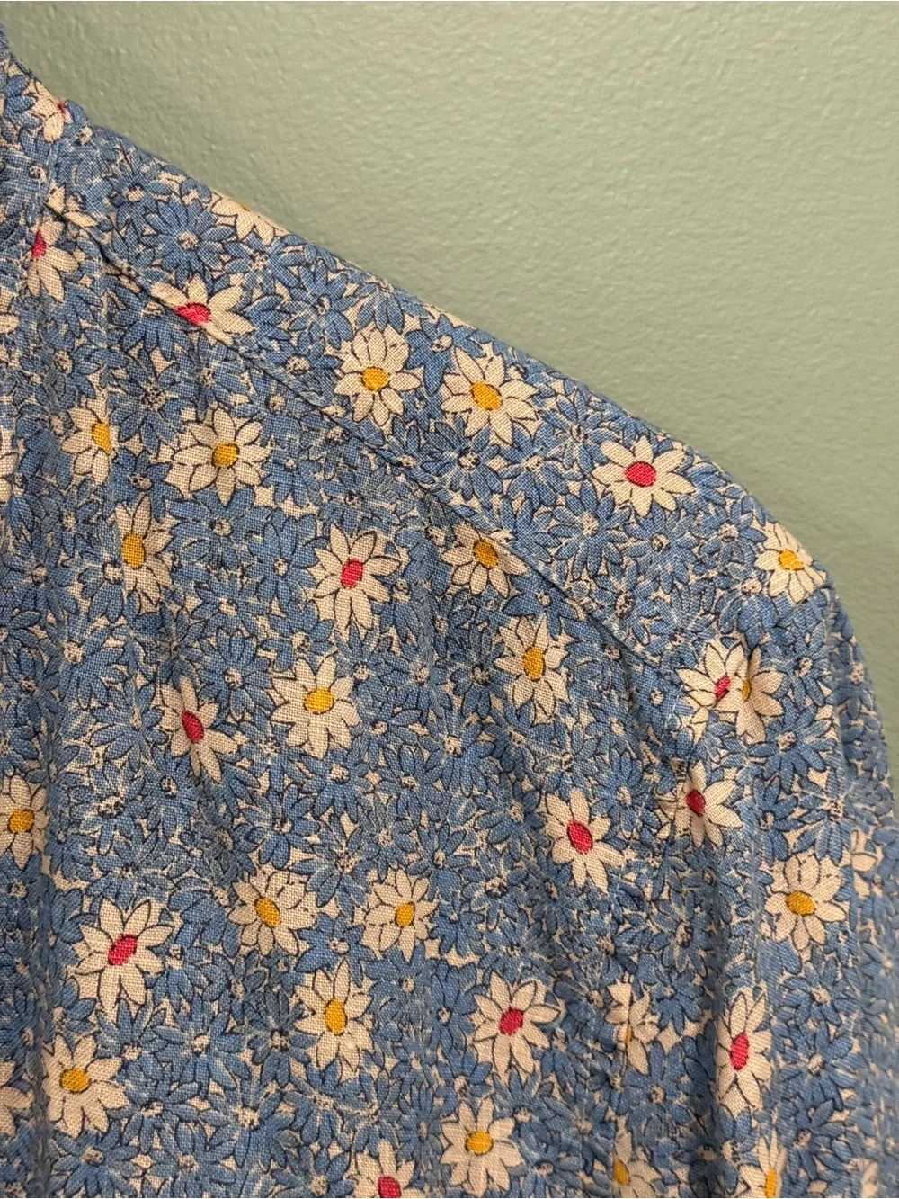 J. Crew Men's Blue Floral Short-Sleeve Button-Up Shirt —100% Linen